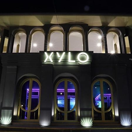 La Palazzo - Across Uptown Mall & Grand Hyatt Bgc Taguig Dış mekan fotoğraf
