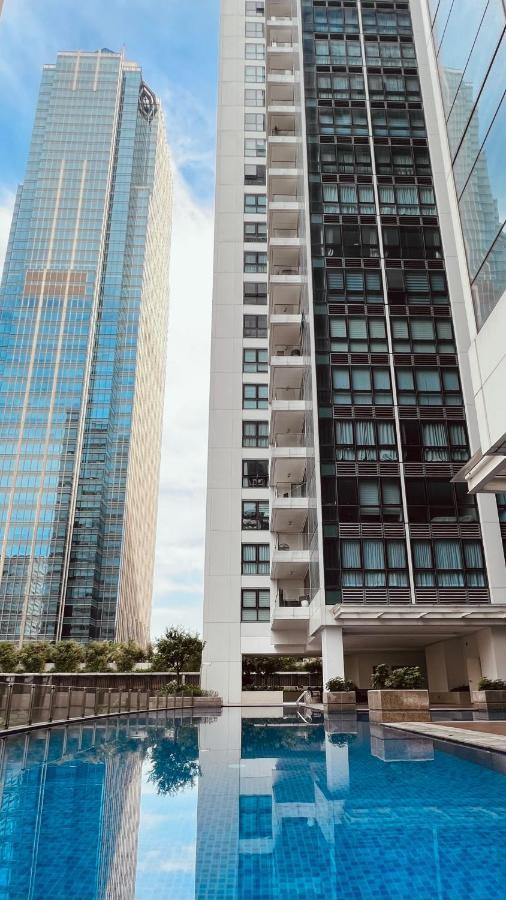 La Palazzo - Across Uptown Mall & Grand Hyatt Bgc Taguig Dış mekan fotoğraf