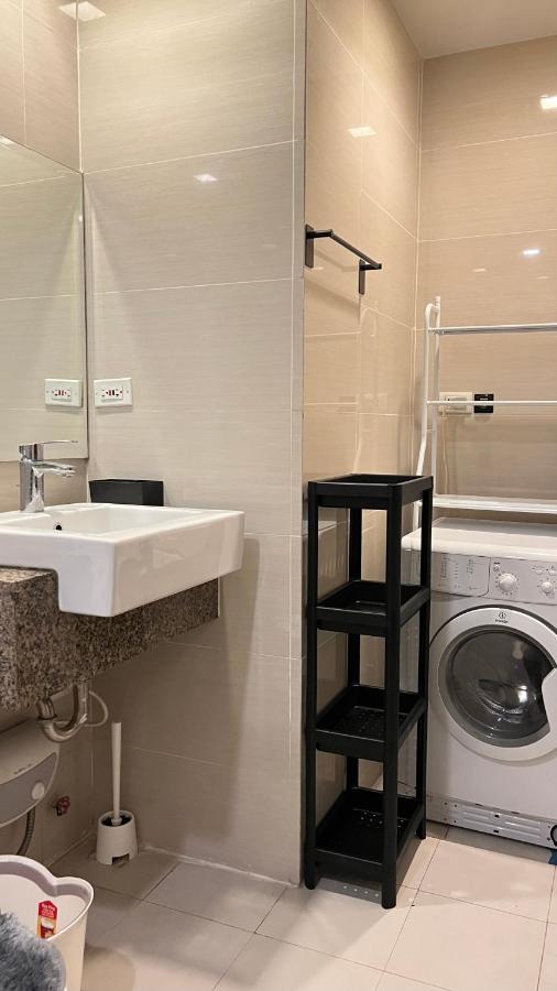 La Palazzo - Across Uptown Mall & Grand Hyatt Bgc Taguig Dış mekan fotoğraf